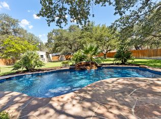 606 Ingram, Devine, TX 78016