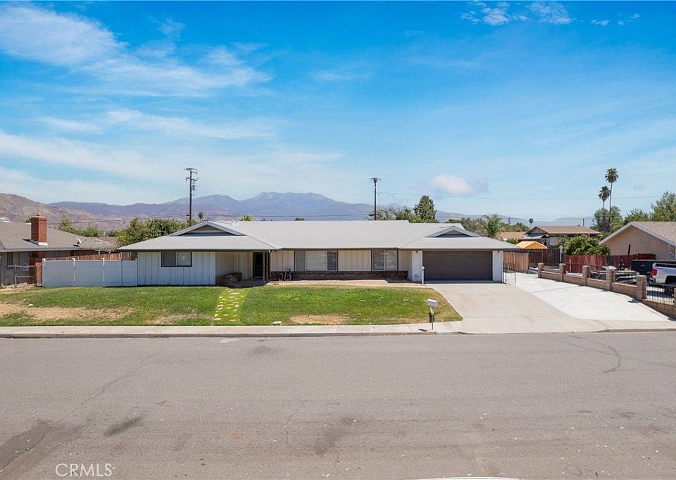 1st image of 517 S Soboba Ave
