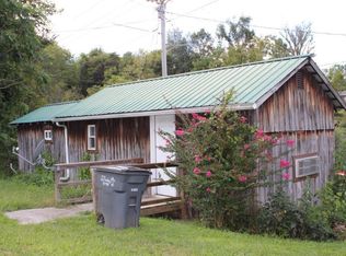 205 Cedar St, Red Boiling Springs, TN 37150