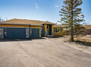 2530 W Angela Dr, Wasilla, AK 99623