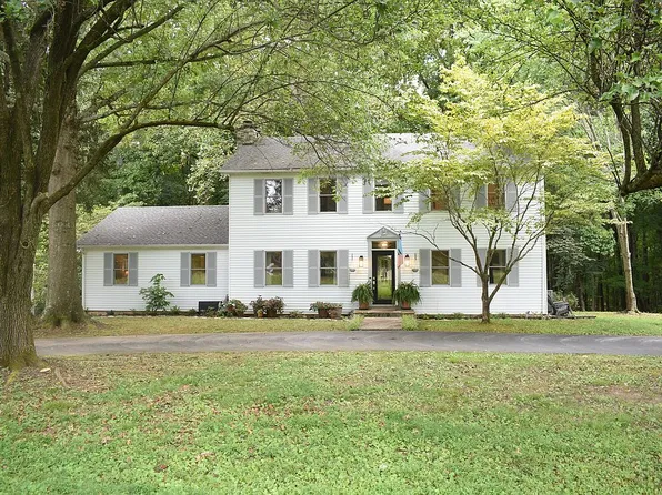 189 Fisher Ln, Bowling Green, KY 42103