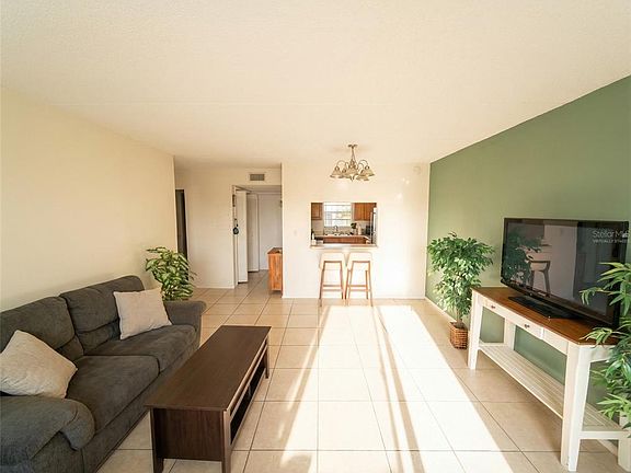 3rd image of 2856 Somerset Park Dr APT 102