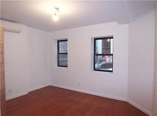 Rented by R New York | media 2