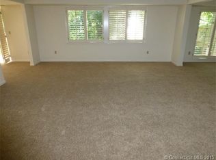 360 Fountain St APT 39, New Haven, CT 06515