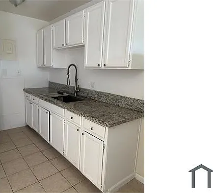 2570 Traction Ave #8 — Photo 2