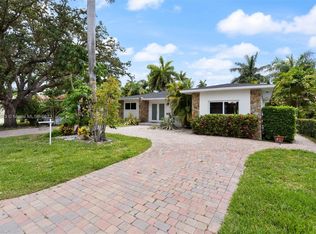 7731 Coquina Dr, North Bay Village, FL 33141