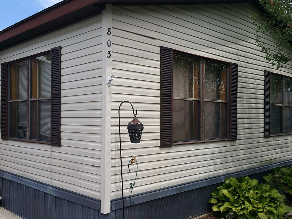 1st image of 803 Regent Ct