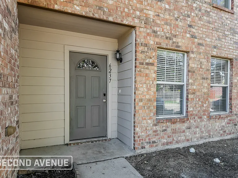 6237 Hereford Dr — Photo 22