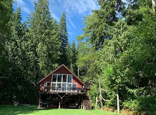 86 Lakeview Dr, Amanda Park, WA 98526