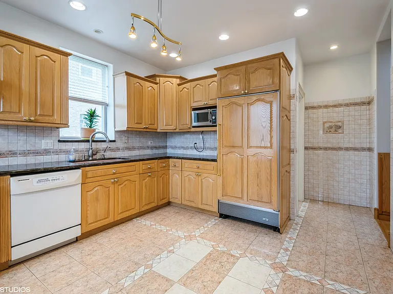 3220 W Cortez St #1 — Photo 12