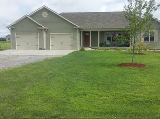 15784 Ciara Rd, Marion, IL 62959