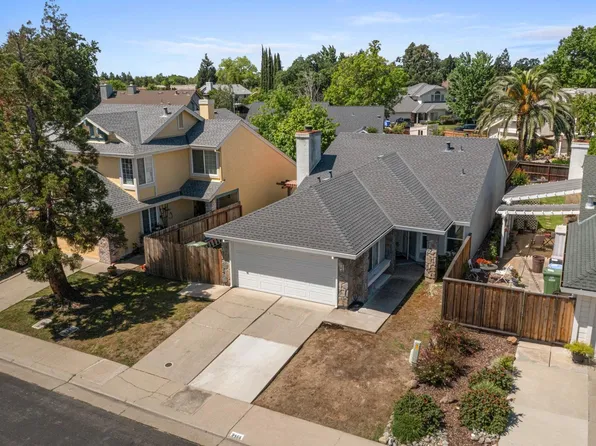 9488 Dunkerrin Way, Elk Grove, CA 95758