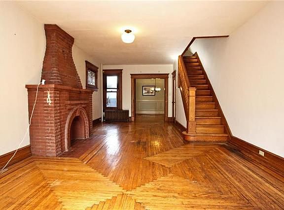 3rd image of 39 N West St