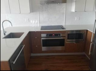 159 W 2nd Ave #717, Vancouver, BC V5Y0L8