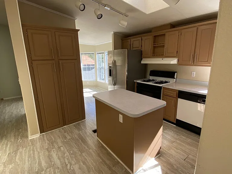 23 McCormick Rd — Photo 47