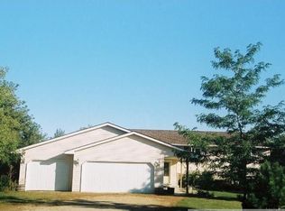 743 Wilfred Rd, Hudson, WI 54016