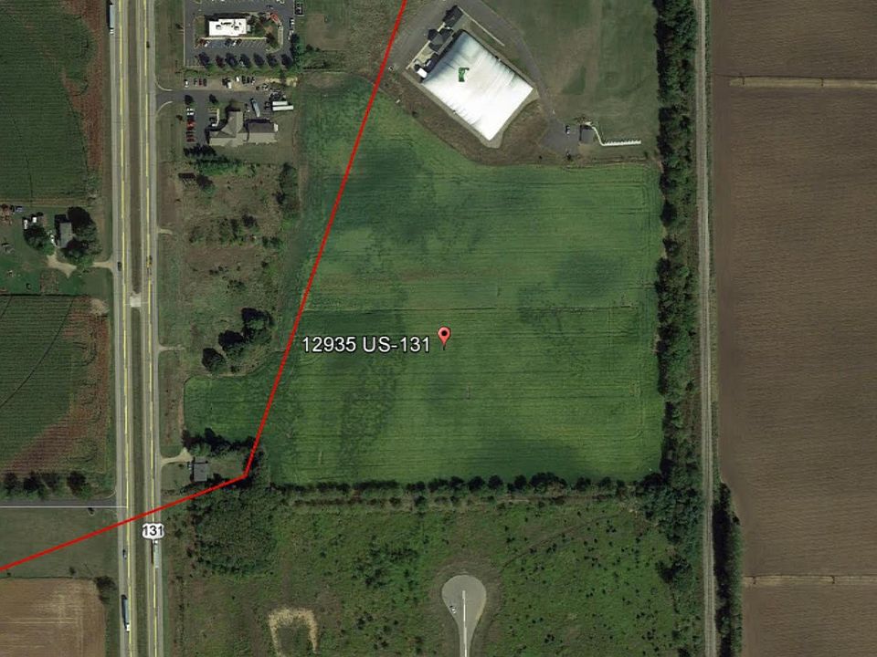 2nd image of 12867 N Us Highway 131