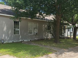 824 Carver St, Mesquite, TX 75149
