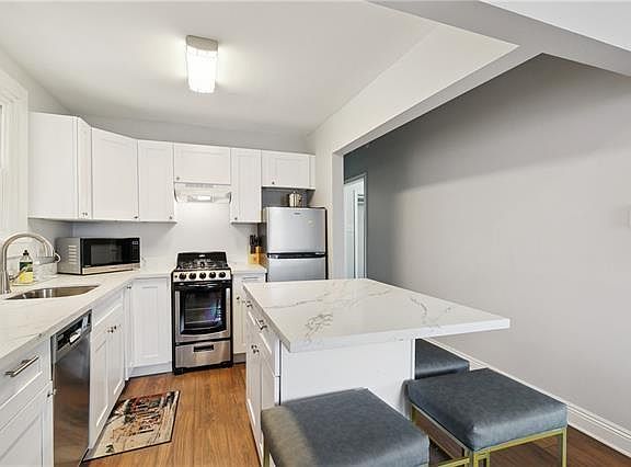 5th image of 3308 Carondelet St #A