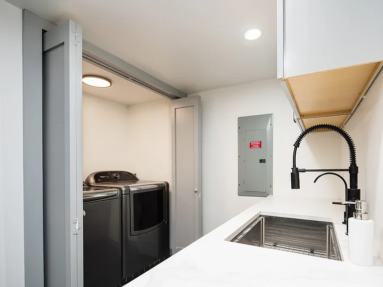 2036 Eliot St — Photo 26