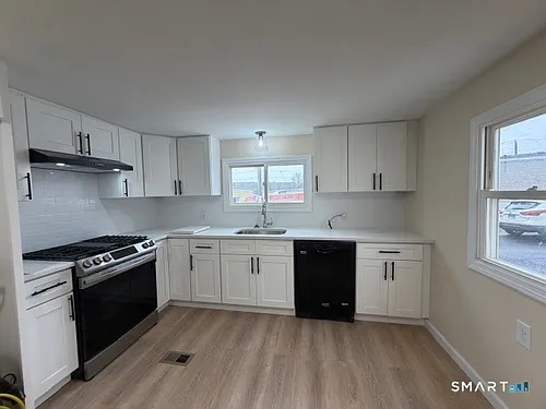 55 Sugar St #17 Photo 1