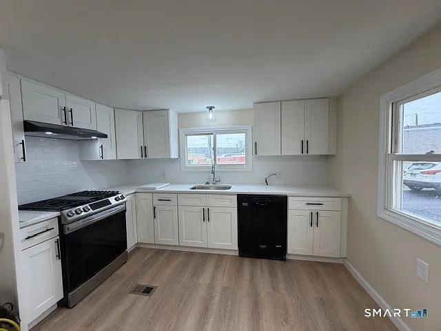 55 Sugar St Unit 17 photo 1