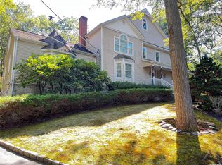 176 Lower Sheep Pasture Rd, East Setauket, NY 11733