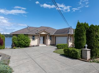 6800 Buckley Bay Frontage Rd, Comox Valley, BC V0R1W0
