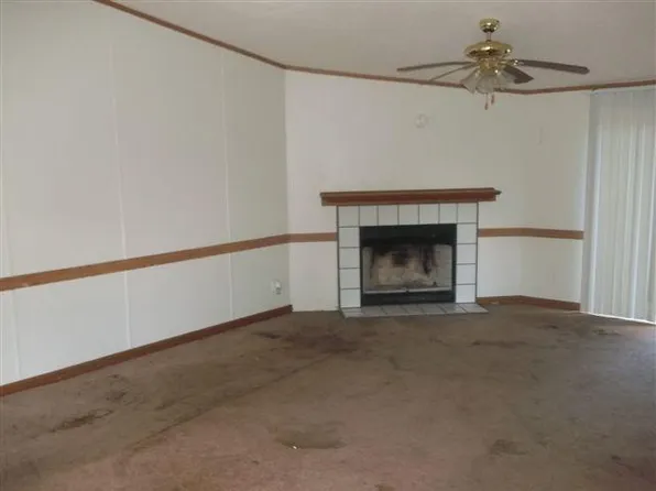141 Glencrest Dr, Gaston, SC 29053