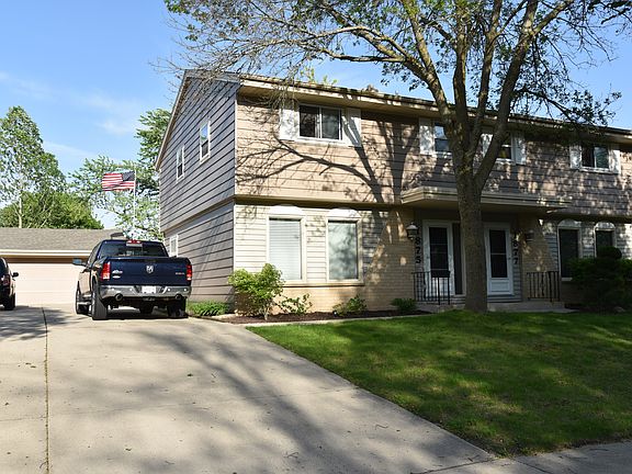 1875-1877 Waterview Ln