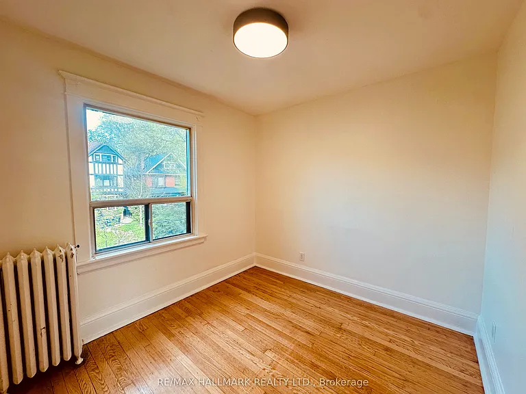 20 Triller Ave #4 — Photo 7