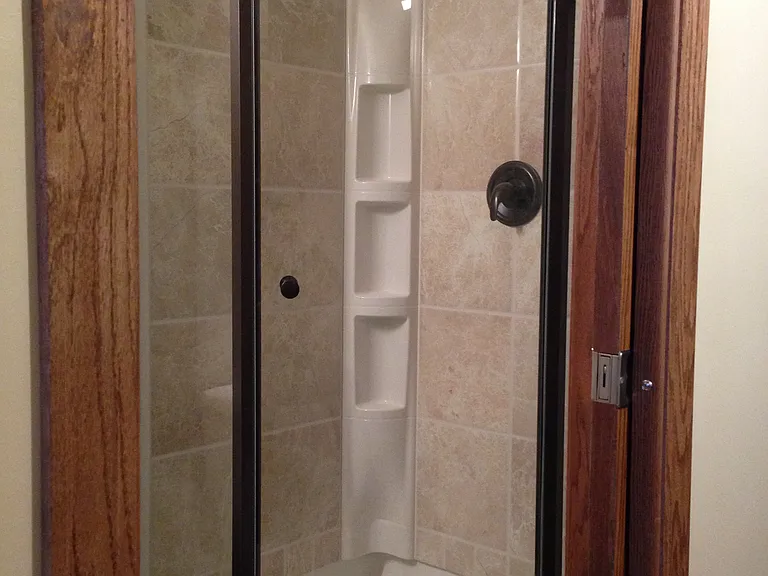 Oliver Apartments — Photo 10