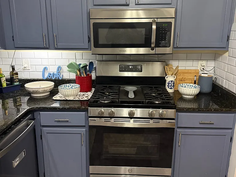 12 Nicholas Ct #12 — Photo 6