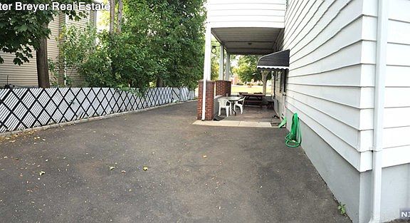 4th image of 7-18 Morlot Ave #1X