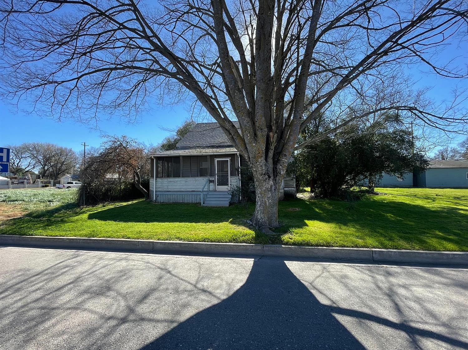 1117 Market St, Colusa, CA 95932 Zillow