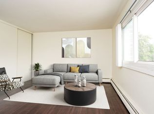 3030 Irving Ave S, Minneapolis, MN 55408