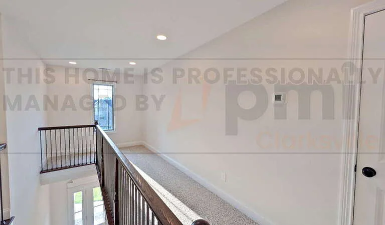 576 Dexter Dr — Photo 21