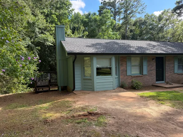 161 Moss Rd, Covington, GA 30016