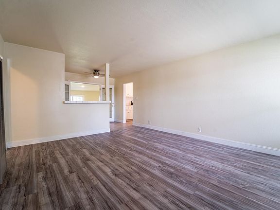 5th image of 617 Aldridge Dr
