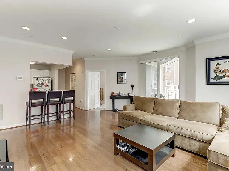 23 Pierside Dr #1116 — Photo 6