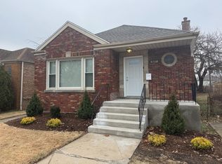 8318 S Blackstone Ave, Chicago, IL