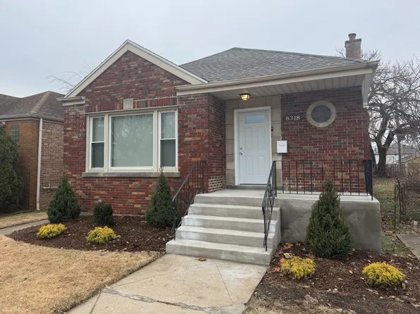 8318 S Blackstone Ave, Chicago, IL 60619