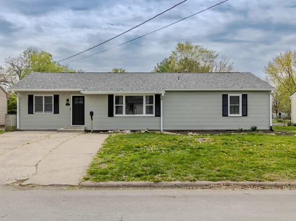 828 W Thomas St, Marshall, MO 65340