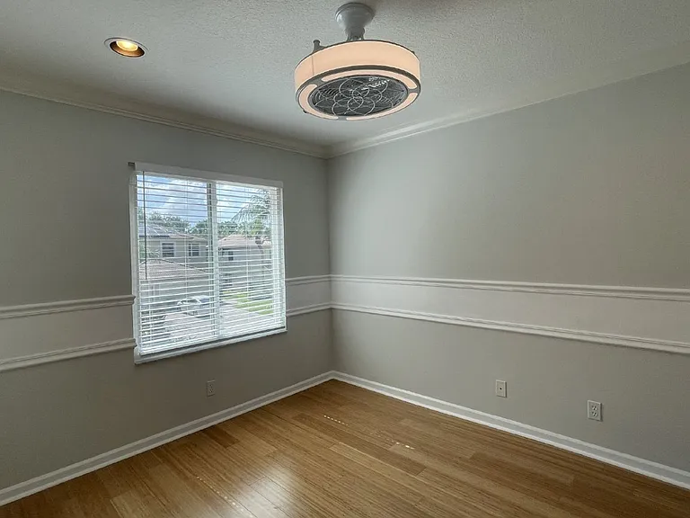 4857 Victoria Cir — Photo 17