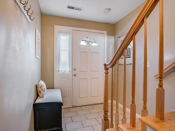 2nd image of 29 Heritage Dr