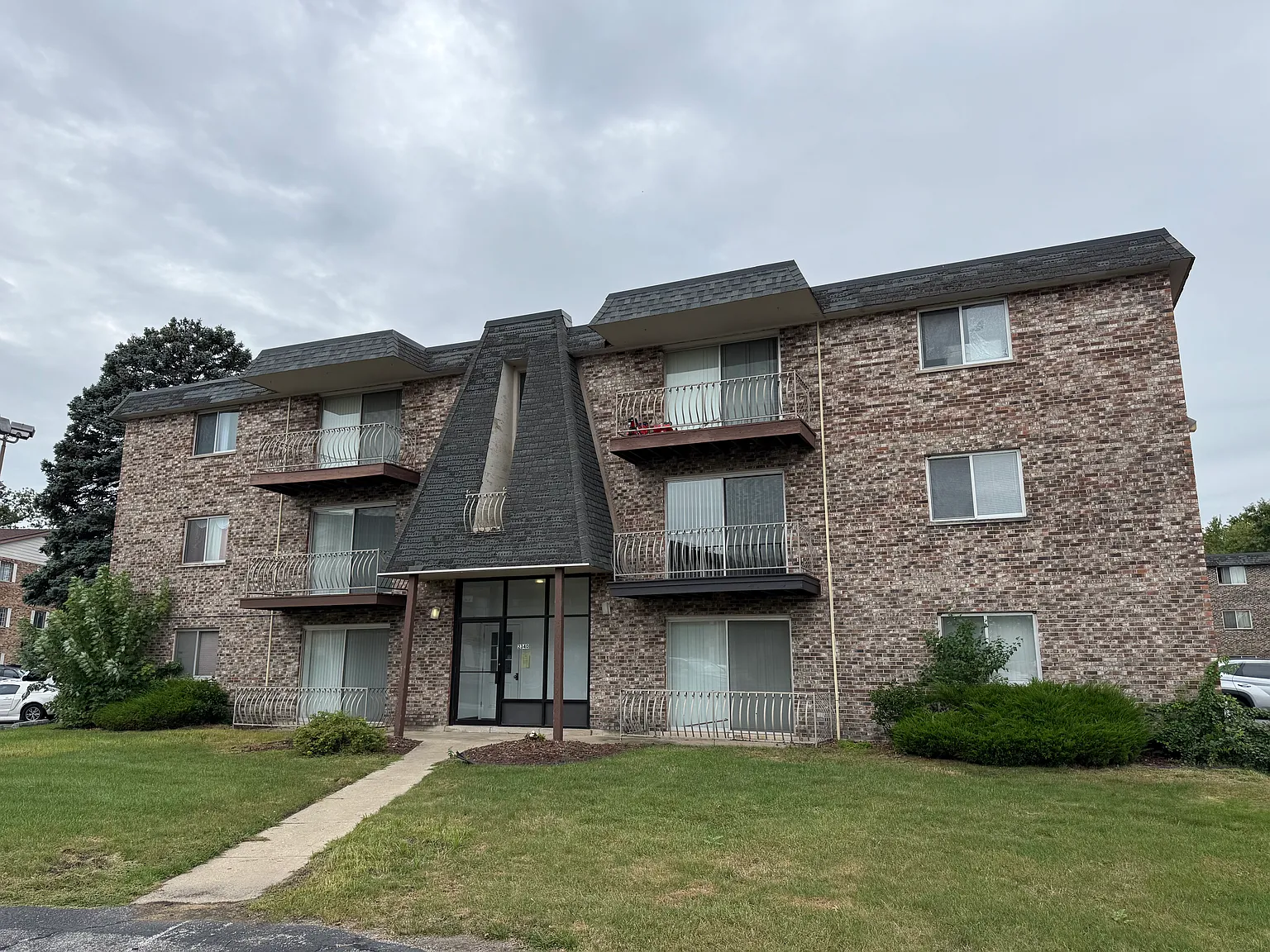 2 bed, $1,625 — Photo 1