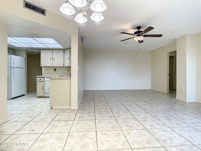 1 Oceans West Blvd #1A5 — Photo 16