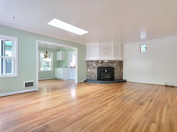 2nd image of 6218 Elinore St