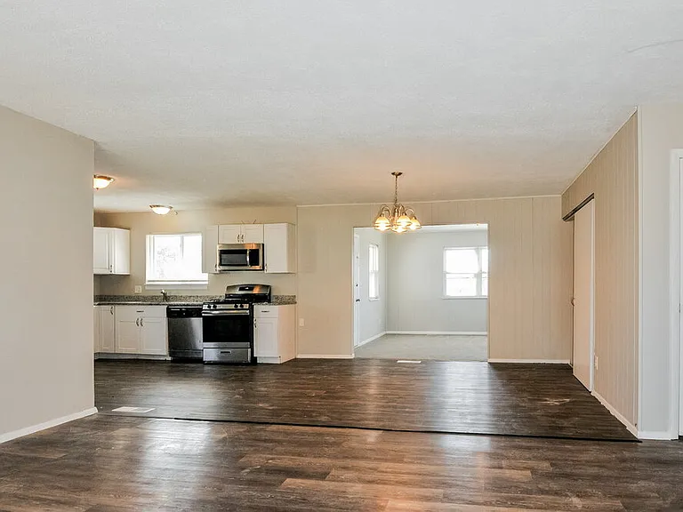 1570 Tahoe Dr — Photo 6