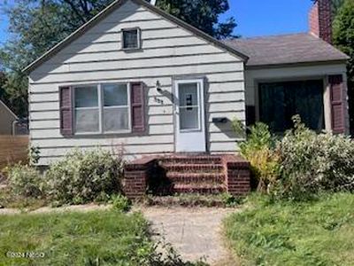 333 6th St NE, Watertown, SD, 57201